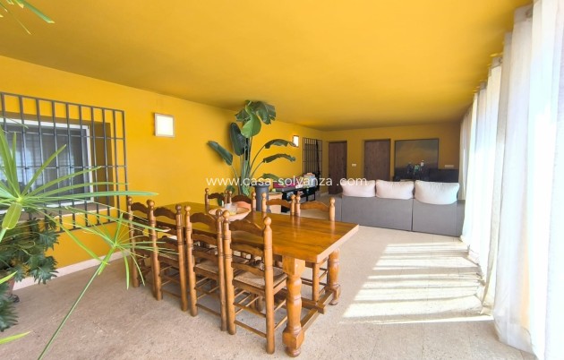 Herverkoop - Country Property/Finca - Villena - Inland