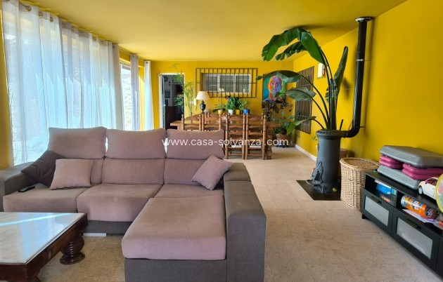 Herverkoop - Country Property/Finca - Villena - Inland