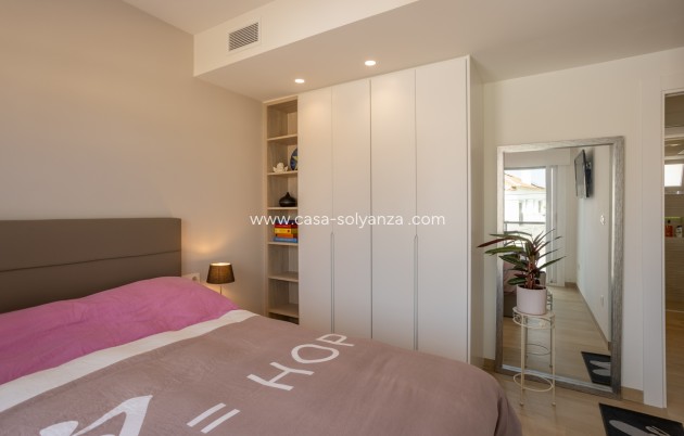 Resale - Apartment / flat - Villamartin - Costa Blanca