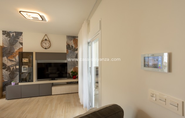 Resale - Apartment / flat - Villamartin - Costa Blanca