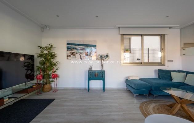 Wiederverkauf - Villa - Orihuela - Villamartin