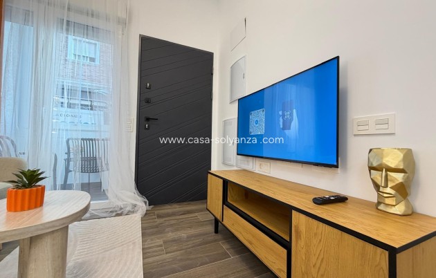 Herverkoop - Appartement / flat - Torrevieja - Puerto