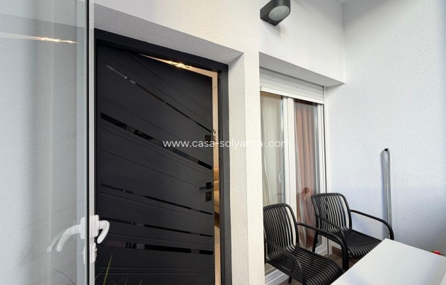 Herverkoop - Appartement / flat - Torrevieja - Puerto