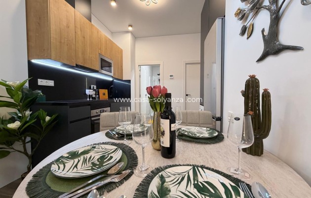 Herverkoop - Appartement / flat - Torrevieja - Puerto