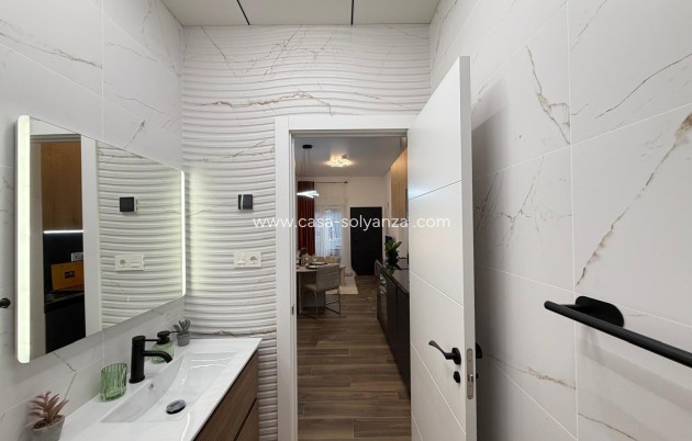 Herverkoop - Appartement / flat - Torrevieja - Puerto