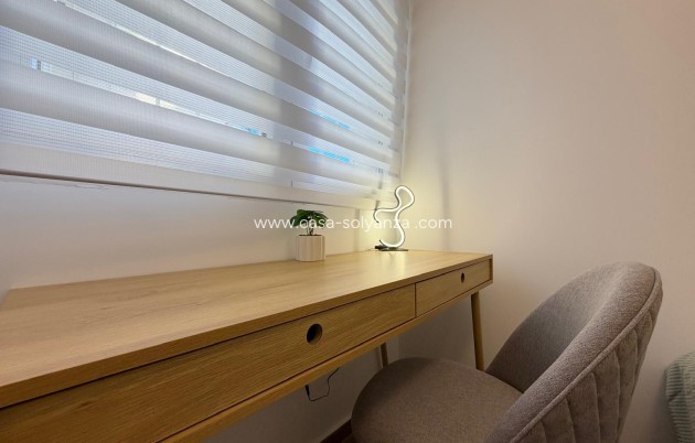 Herverkoop - Appartement / flat - Torrevieja - Puerto