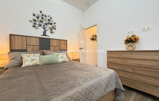 Herverkoop - Appartement / flat - Torrevieja - Puerto