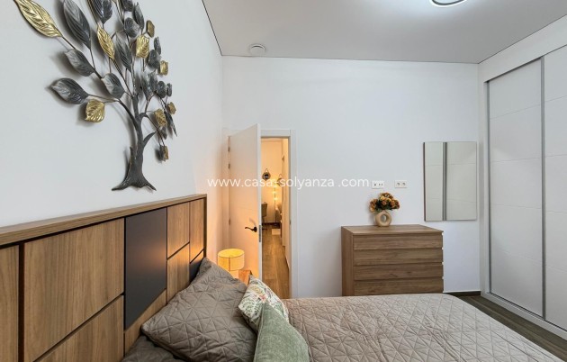 Herverkoop - Appartement / flat - Torrevieja - Puerto