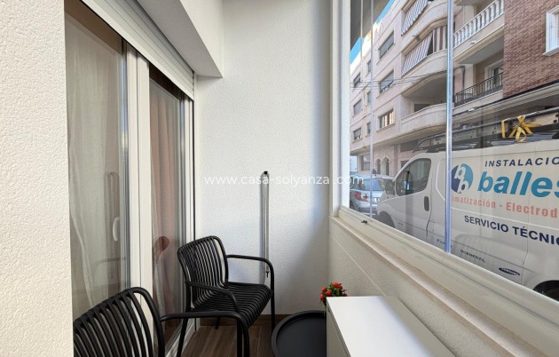 Herverkoop - Appartement / flat - Torrevieja - Puerto