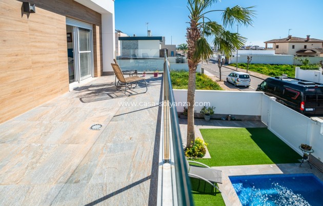 Herverkoop - Villa - PILAR DE LA HORADADA