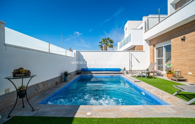 Herverkoop - Villa - PILAR DE LA HORADADA