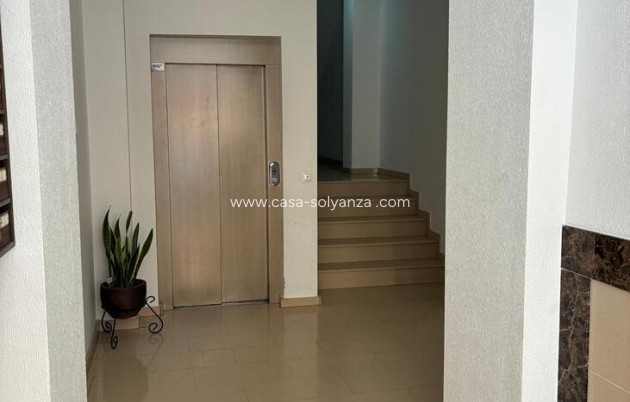 Herverkoop - Appartement / flat - Almoradí - Costa Blanca