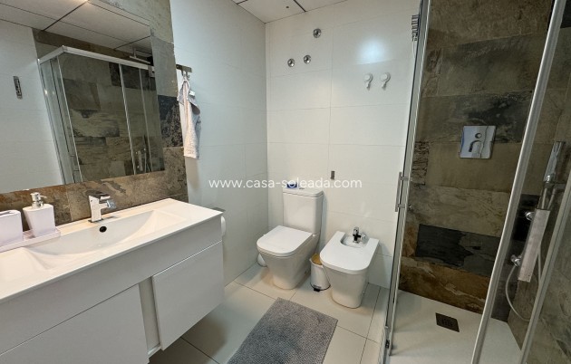 Herverkoop - Appartement / flat - Torrevieja - Costa Blanca