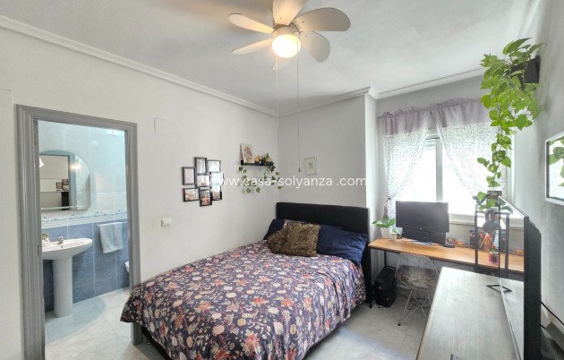 Herverkoop - Apartment / Flat * - Los Montesinos *