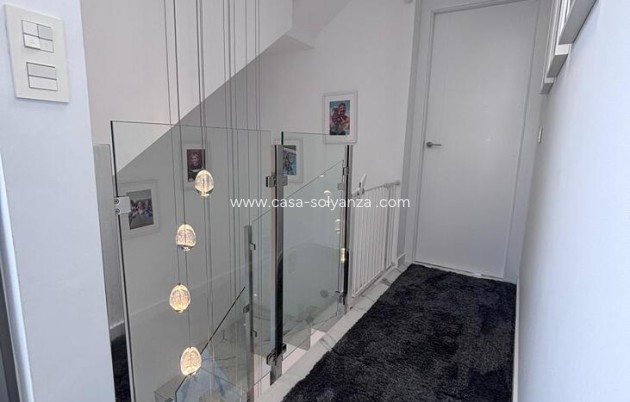 Herverkoop - Villa - Villamartin - PAU 8