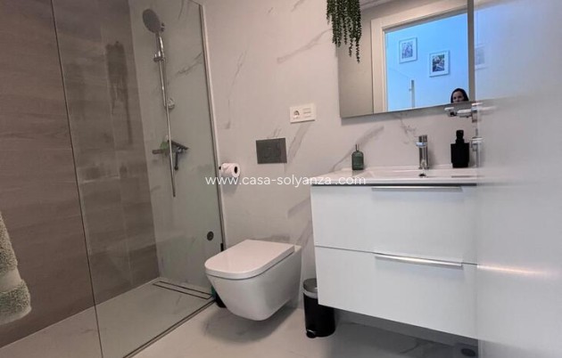 Herverkoop - Villa - Villamartin - PAU 8