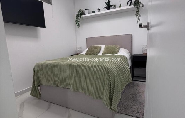 Herverkoop - Villa - Villamartin - PAU 8