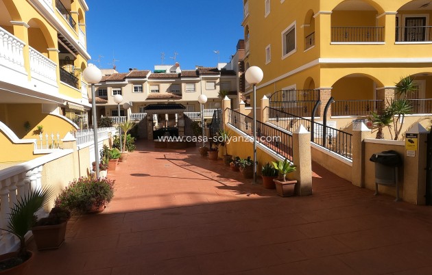 Herverkoop - Appartement / flat - Algorfa