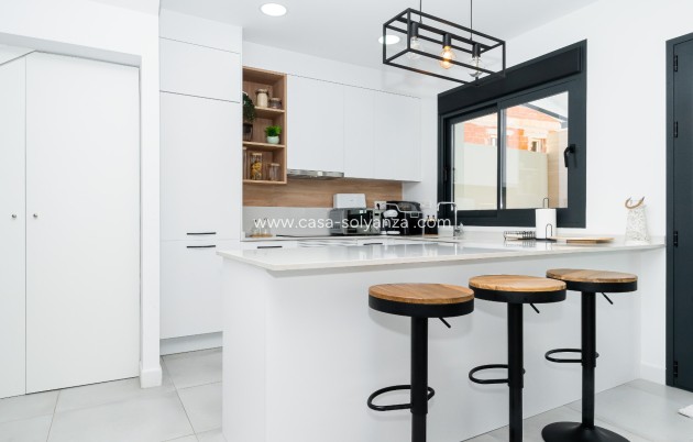 Herverkoop - Villa - Los Montesinos