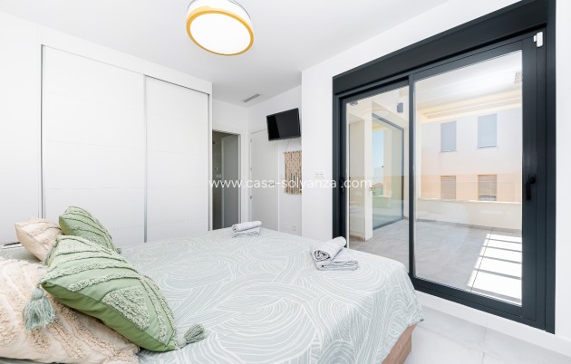 Herverkoop - Villa - Los Montesinos