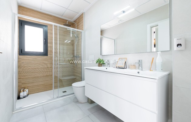 Herverkoop - Villa - Los Montesinos