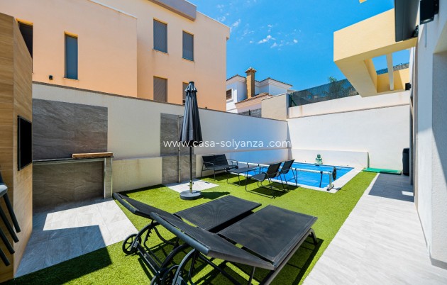 Herverkoop - Villa - Los Montesinos