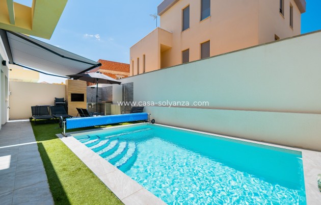 Herverkoop - Villa - Los Montesinos