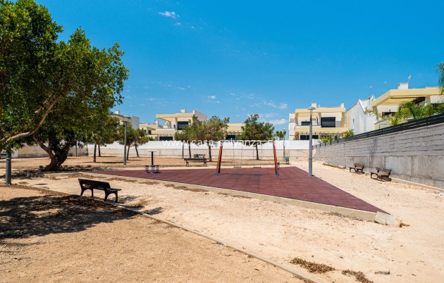 Herverkoop - Villa - Los Montesinos