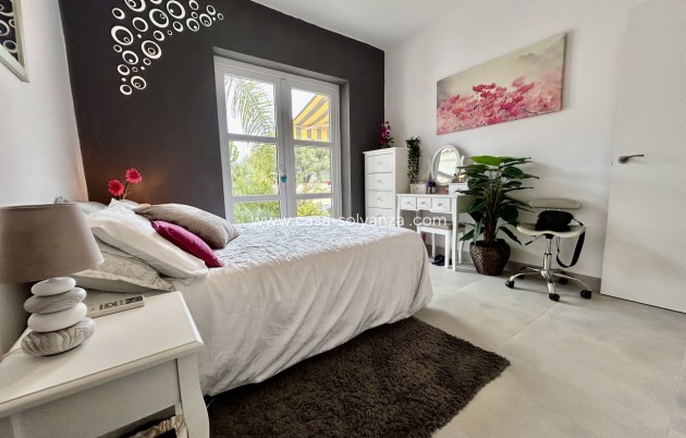 Herverkoop - Villa - Cabo Roig