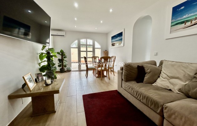 Herverkoop - Villa - Cabo Roig