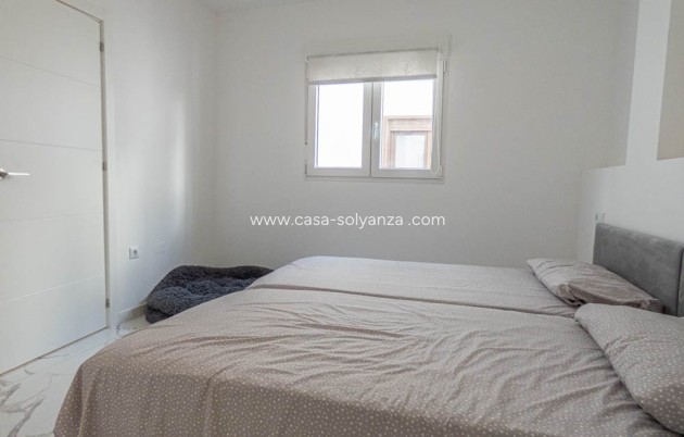 Wiederverkauf - Wohnung - Orihuela Costa - Villamartín