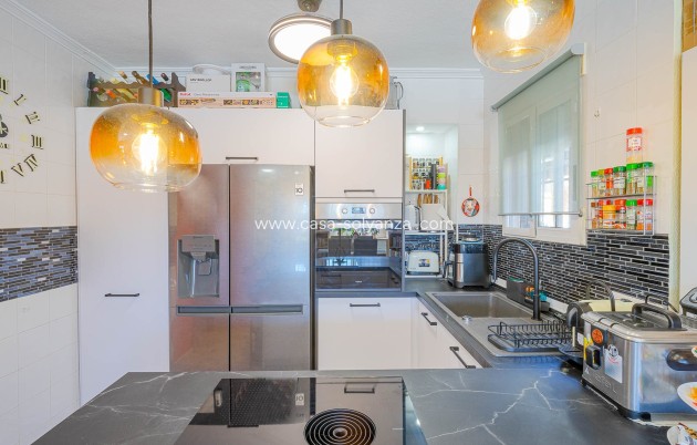 Herverkoop - Adosado - Punta Prima