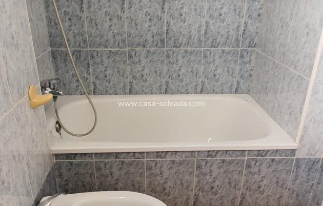 Resale - Apartment / flat - Torrevieja - Center