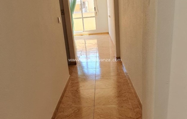 Resale - Apartment / flat - Torrevieja - Center