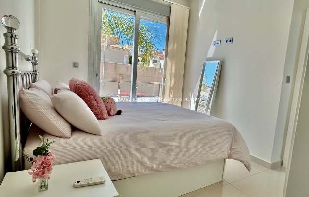 Herverkoop - Villa - Villamartin - Costa Blanca