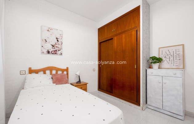 Resale - Villa - Torrevieja - Nueva Torrevieja