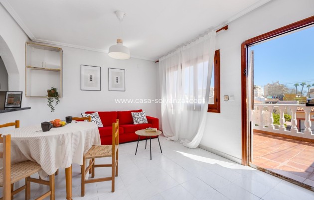 Resale - Villa - Torrevieja - Nueva Torrevieja