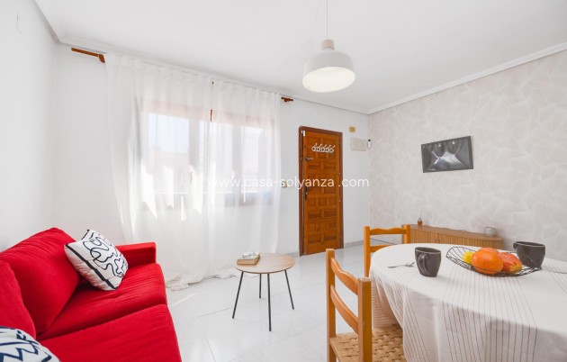 Resale - Villa - Torrevieja - Nueva Torrevieja
