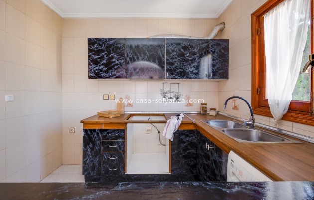 Resale - Villa - Torrevieja - Nueva Torrevieja