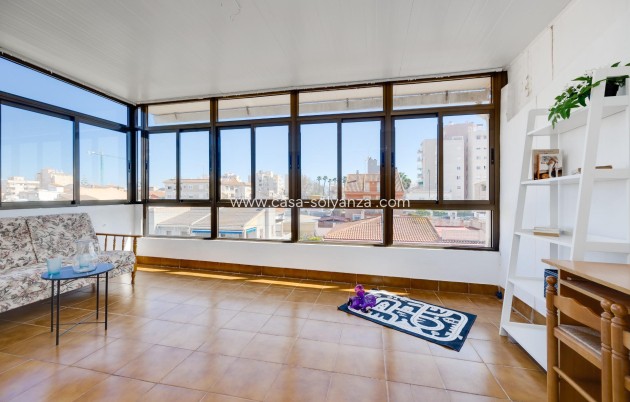 Resale - Villa - Torrevieja - Nueva Torrevieja