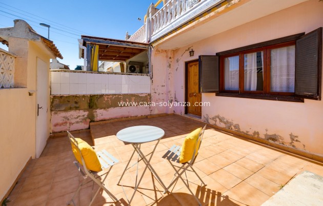 Resale - Villa - Torrevieja - Nueva Torrevieja