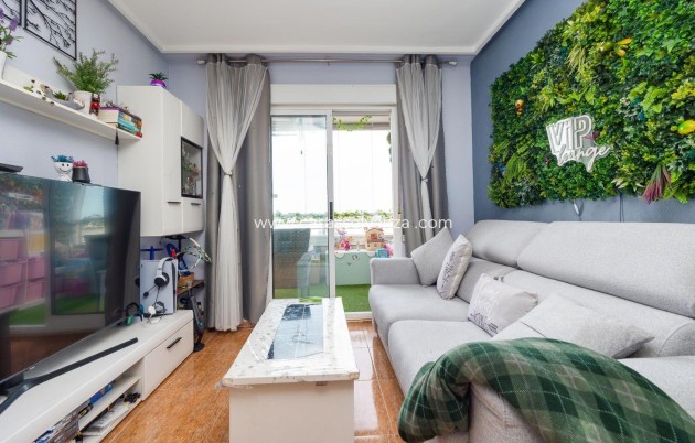 Resale - Apartment / flat - Torrevieja - Center