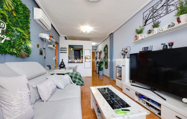 Resale - Apartment / flat - Torrevieja - Center