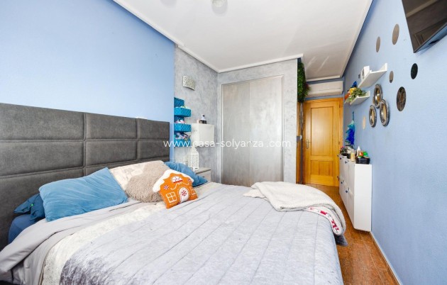 Resale - Apartment / flat - Torrevieja - Center