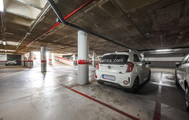 Resale - Apartment / flat - Torrevieja - Center