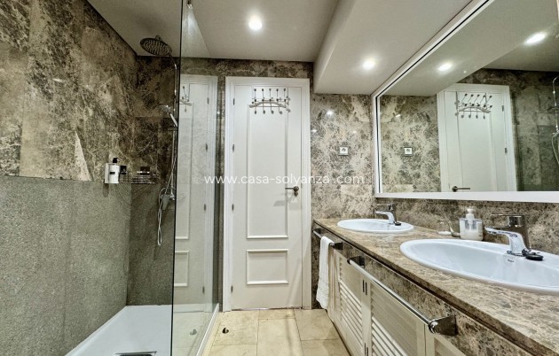 Resale - Villa - La Manga del Mar Menor - Costa Calida