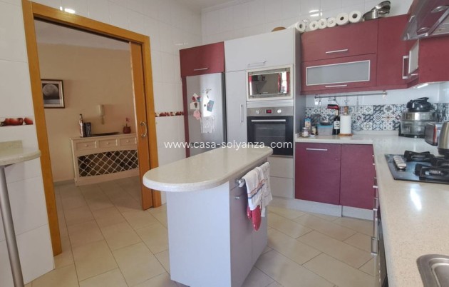 Resale - Townhouse - Dolores de Pacheco - Inland