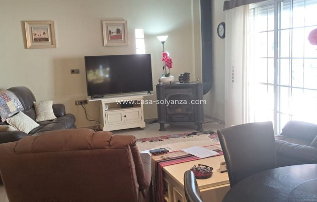 Resale - Townhouse - Dolores de Pacheco - Inland