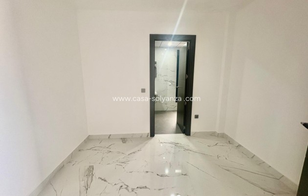 Wiederverkauf - Villa - Orihuela Costa