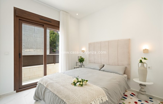 Neue Gebäude - Villa - Polop